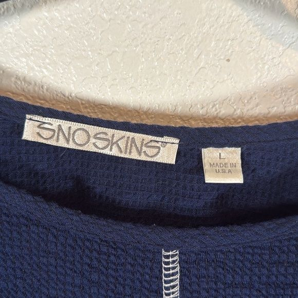 Sno Skins Navy White Contrast Stitching Textured Top Oversized Size Large - Picture 2 of 6